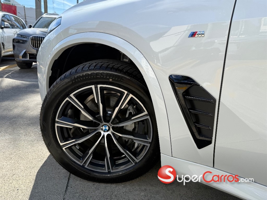 2026 BMW X 5 40i — foto 4 / 9