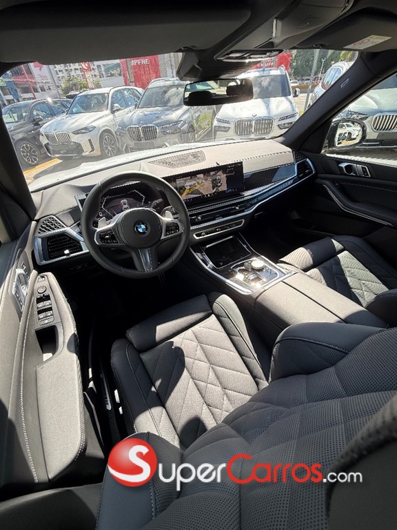 2026 BMW X 5 40i — foto 7 / 9