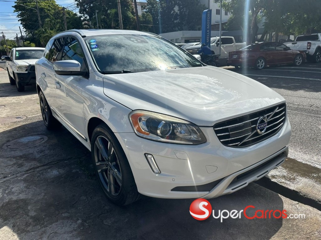 2017 Volvo XC60 T5 Platinum — foto 4 / 11
