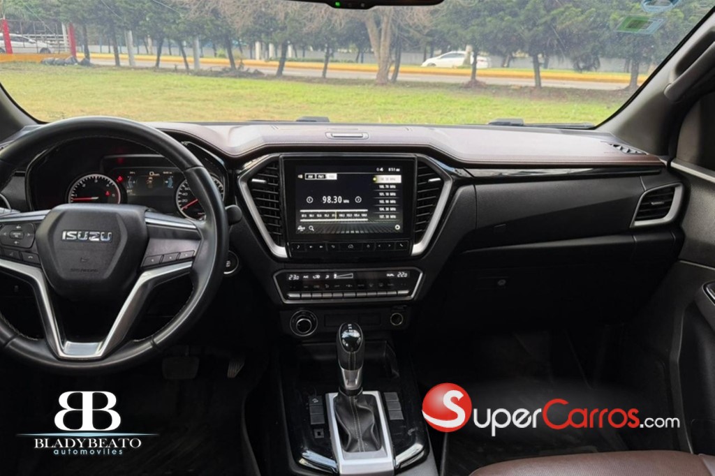 2024 Isuzu DMAX LSE — foto 4 / 10