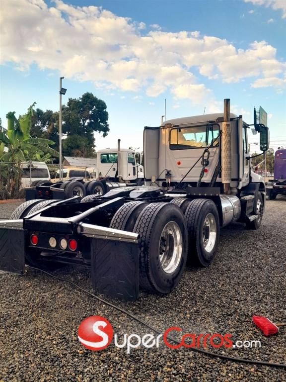 2011 Mack Pinnacle — foto 4 / 8
