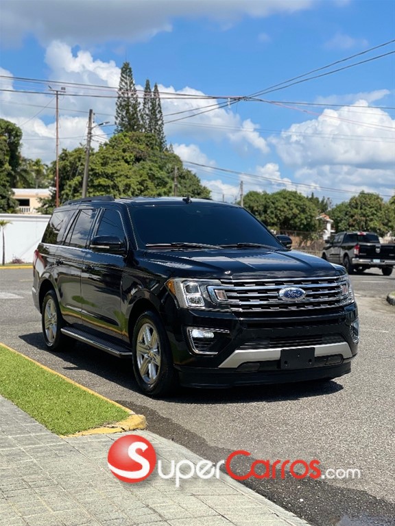 2019 Ford Expedition XLT — foto 2 / 9