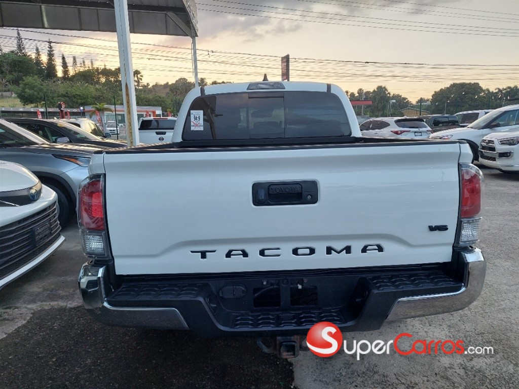 2021 Toyota Tacoma TRD OFF ROAD — foto 6 / 10