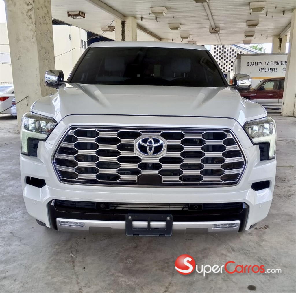 2023 Toyota Sequoia Capstone — foto 3 / 12