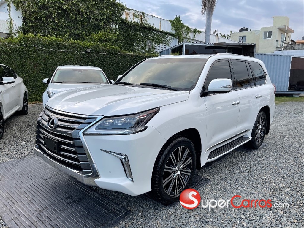2017 Lexus LX 570 — foto 3 / 4