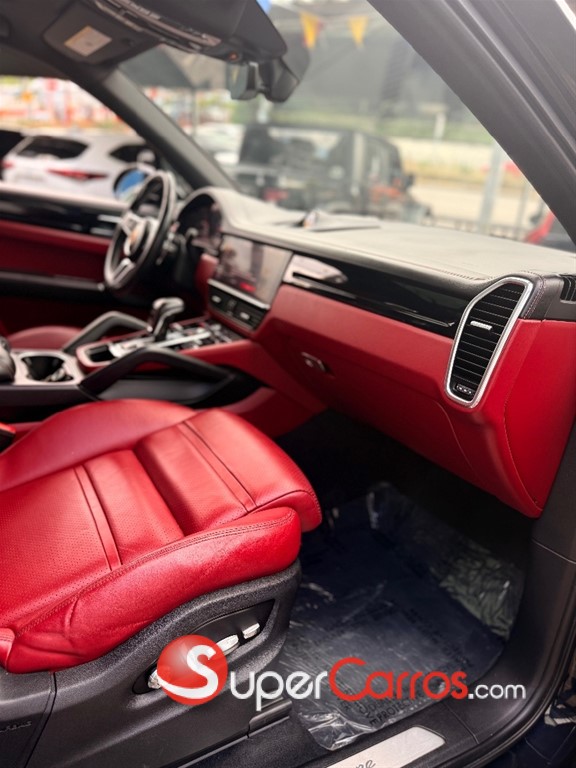 2020 Porsche Cayenne — foto 12 / 12