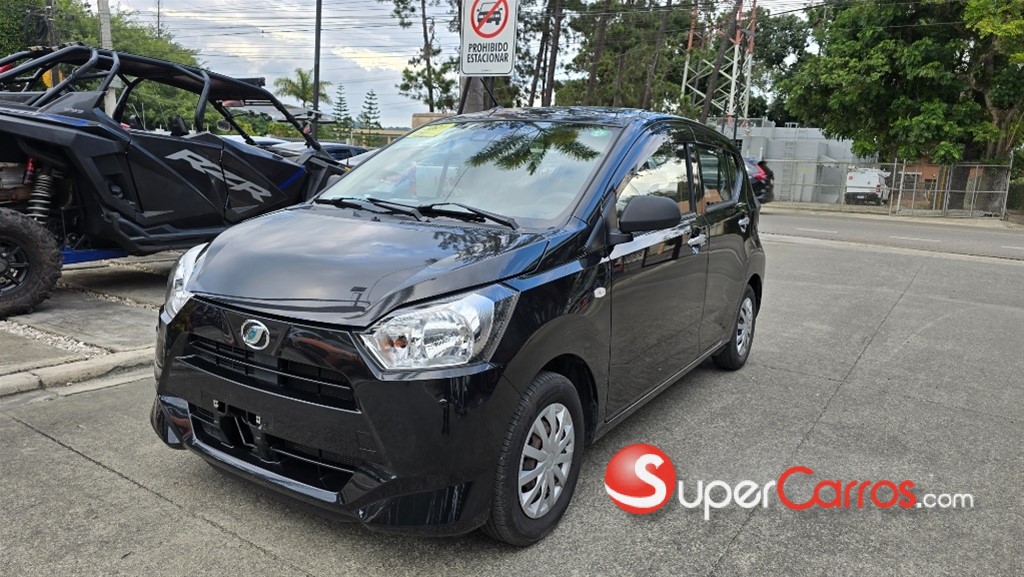 2021 Daihatsu Mira — foto 6 / 12