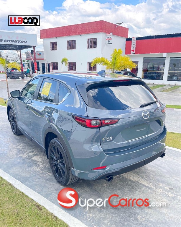 2022 Mazda CX-5 Carbon Edition — foto 4 / 8