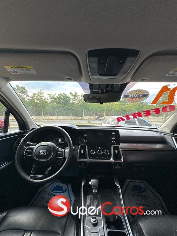 2021 Kia Sorento LX — foto 10 / 10