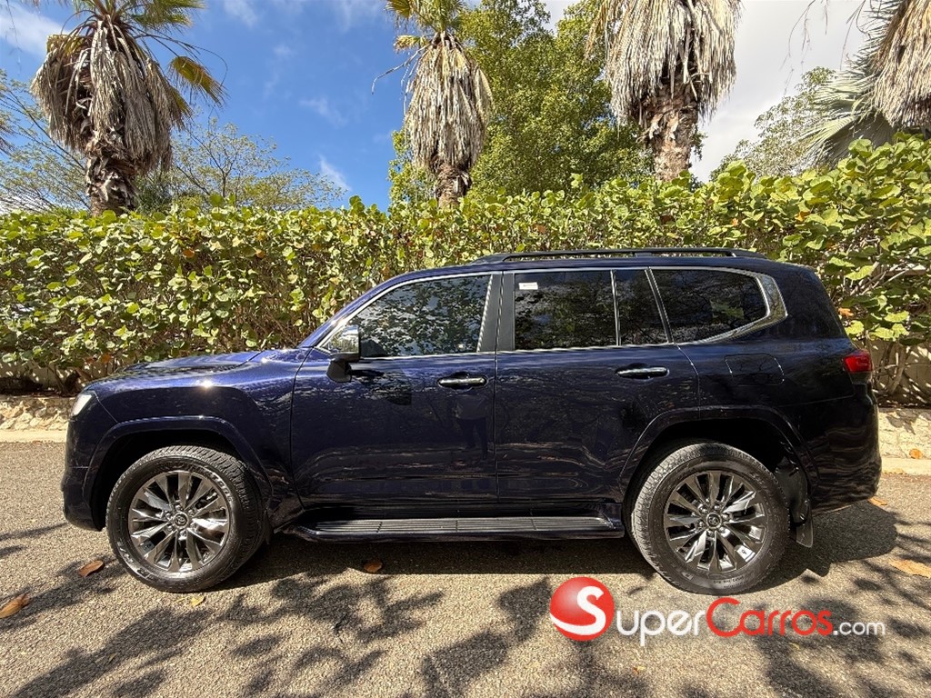 2023 Toyota Land Cruiser VXR — foto 4 / 12