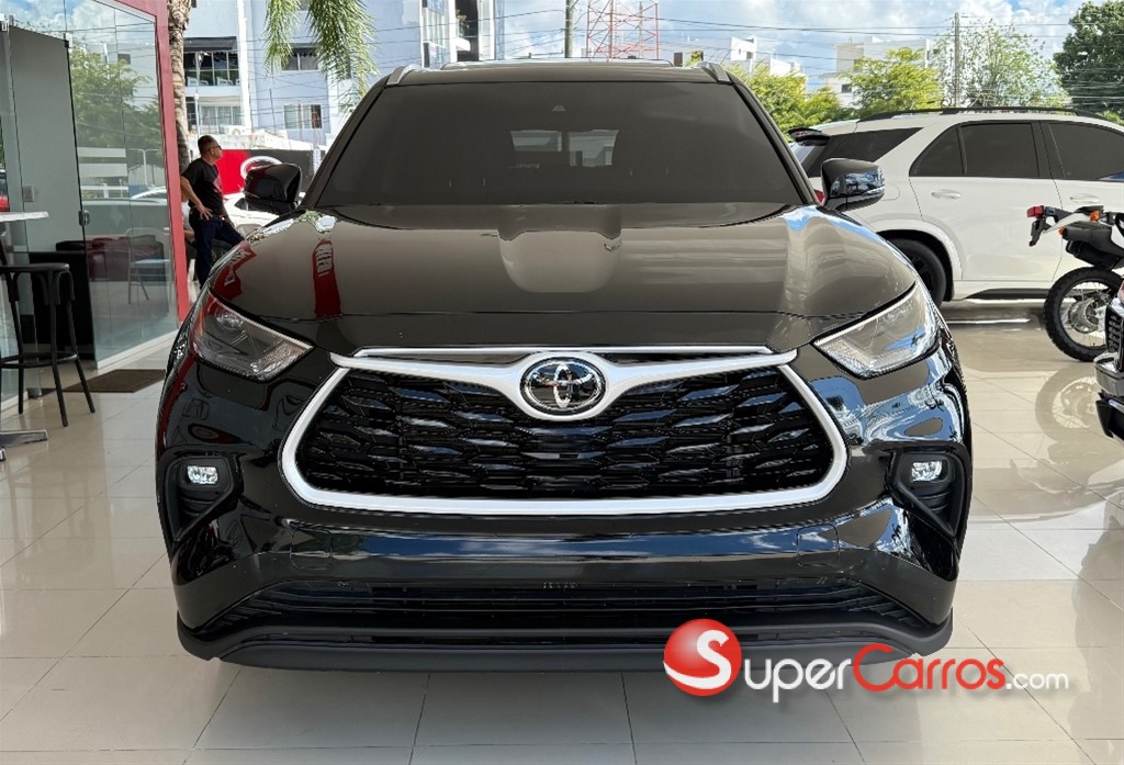 2024 Toyota Highlander XLE — foto 2 / 11