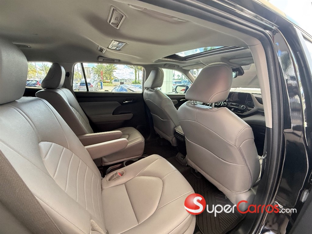 2024 Toyota Highlander XLE — foto 8 / 11