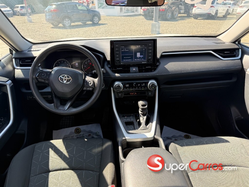 2021 Toyota RAV4 XLE — foto 10 / 12