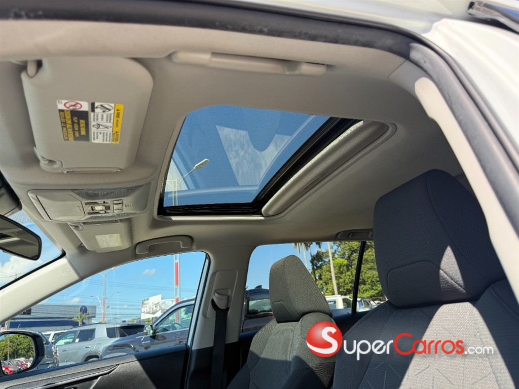 2021 Toyota RAV4 XLE — foto 11 / 12