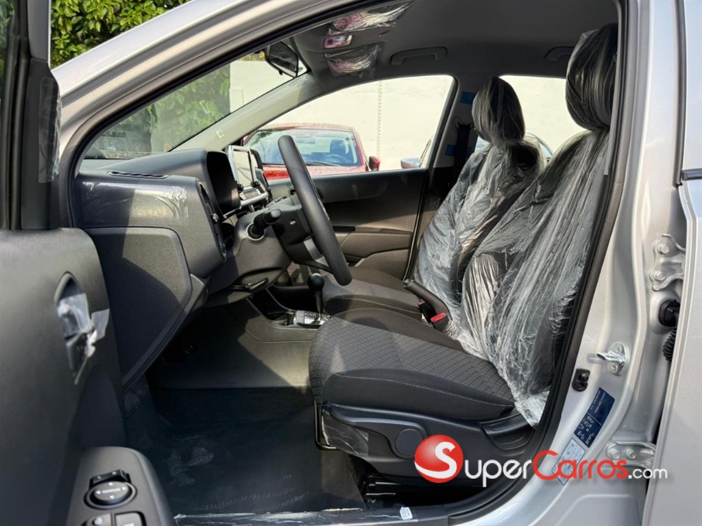 2027 Kia Picanto L X — foto 6 / 11