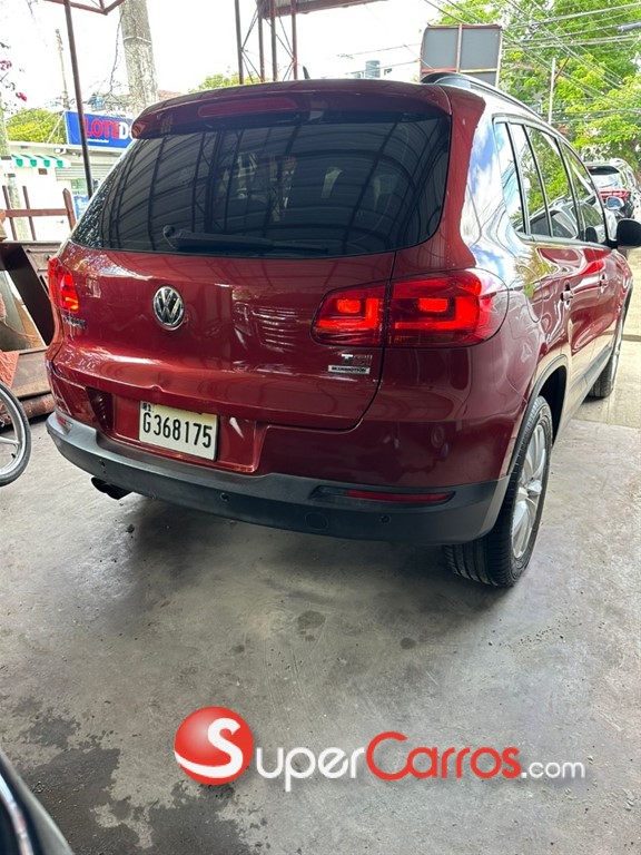 2016 Volkswagen Tiguan TSI Bluemotion — foto 4 / 9