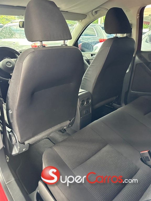 2016 Volkswagen Tiguan TSI Bluemotion — foto 8 / 9