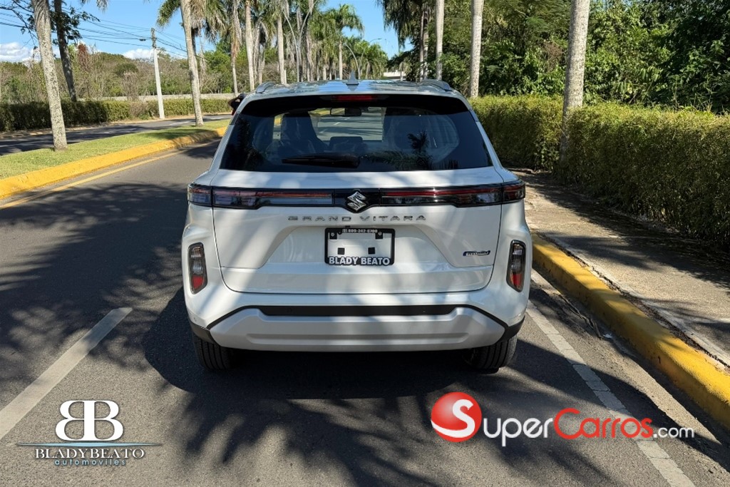 2024 Suzuki Grand Vitara GLX — foto 6 / 11