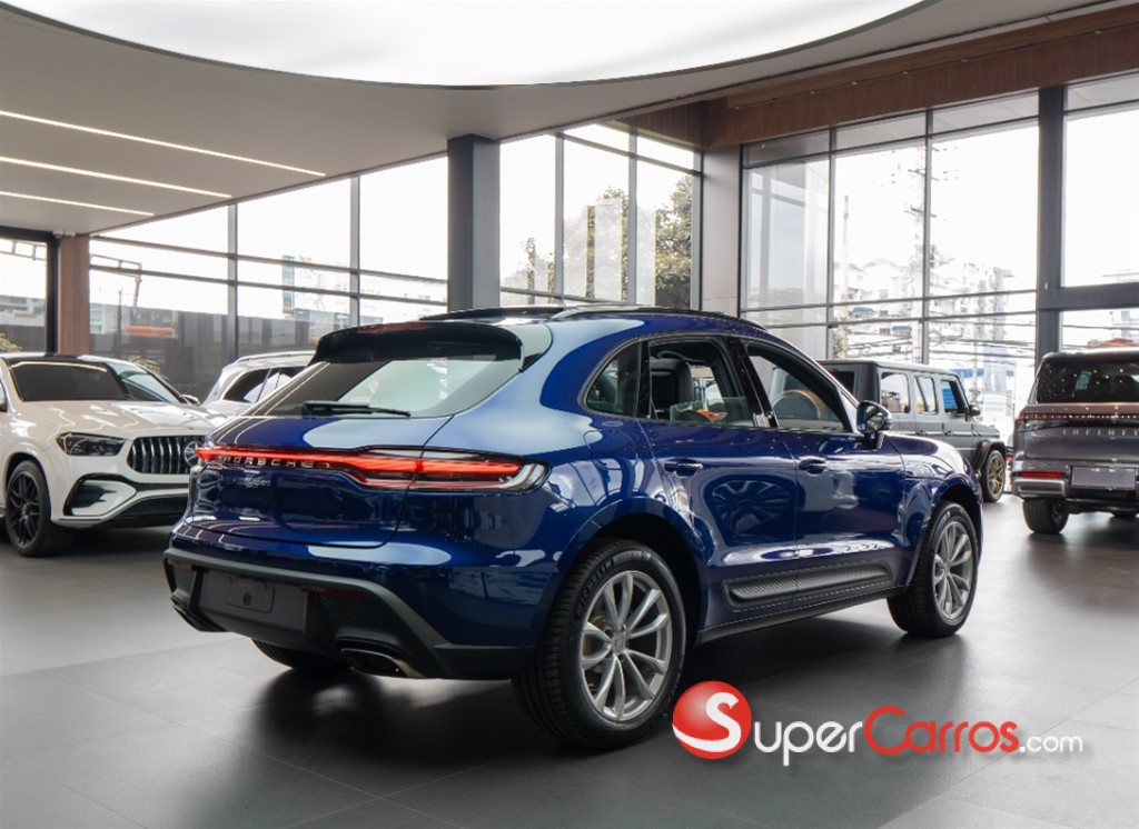 2025 Porsche Macan — foto 6 / 11