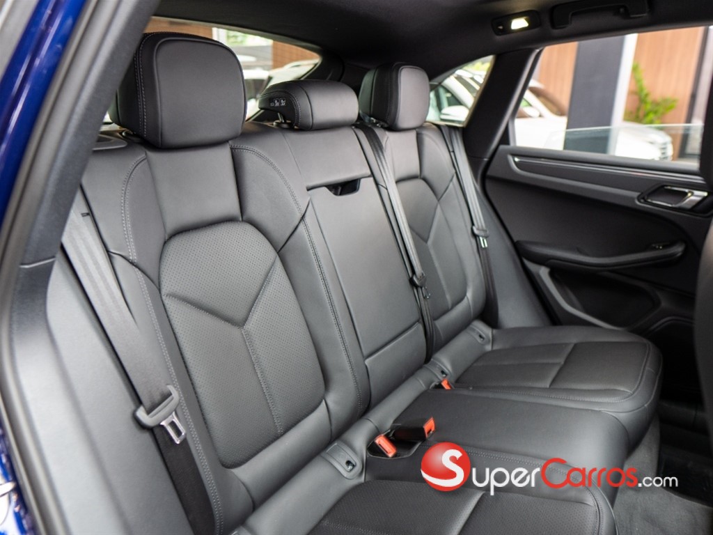 2025 Porsche Macan — foto 8 / 11