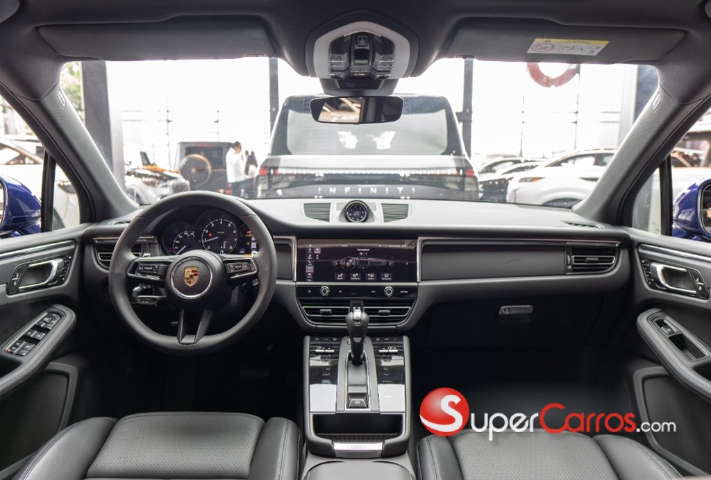 2025 Porsche Macan — foto 9 / 11