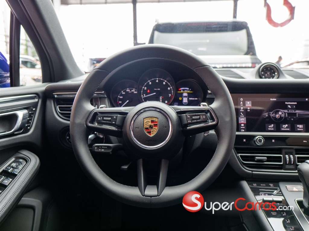 2025 Porsche Macan — foto 10 / 11