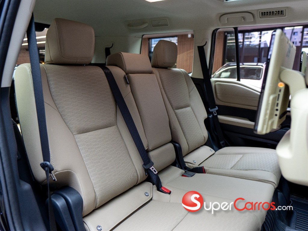 2026 Toyota Land Cruiser Prado — foto 8 / 12