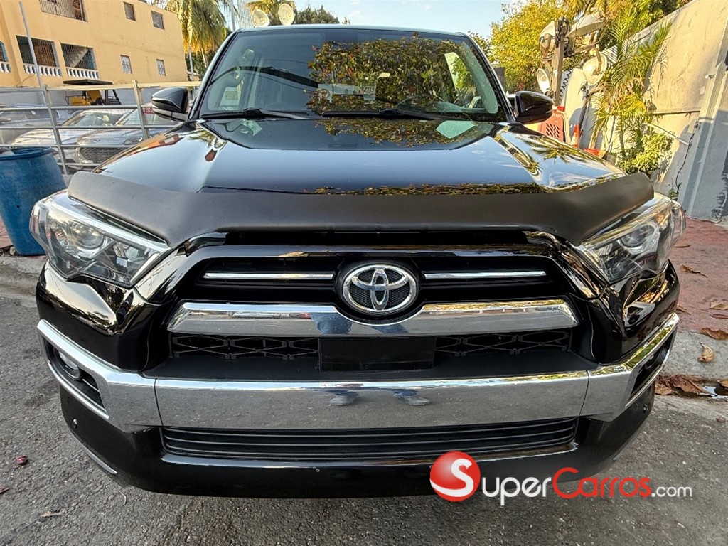 2020 Toyota 4 Runner Limited — foto 2 / 12