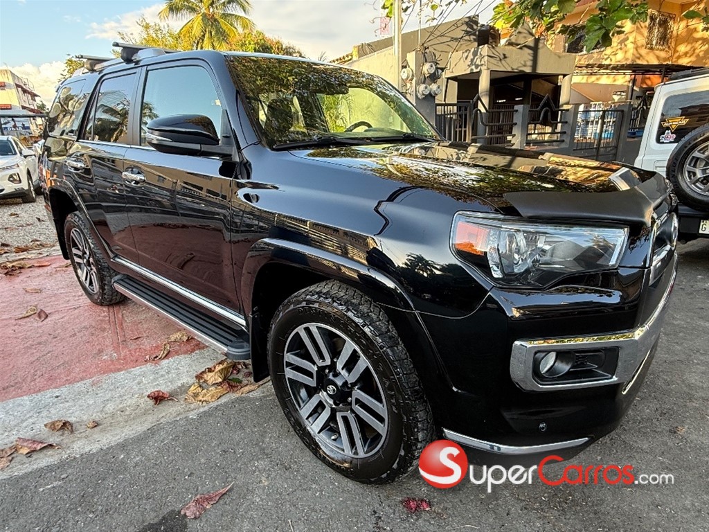 2020 Toyota 4 Runner Limited — foto 3 / 12