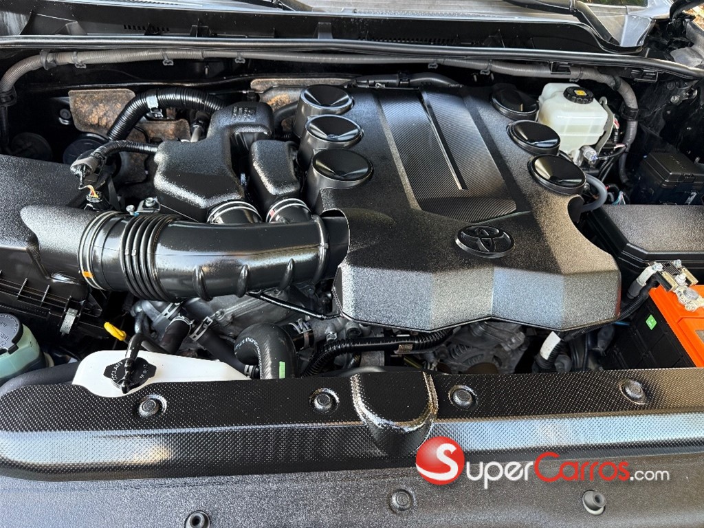 2020 Toyota 4 Runner Limited — foto 12 / 12