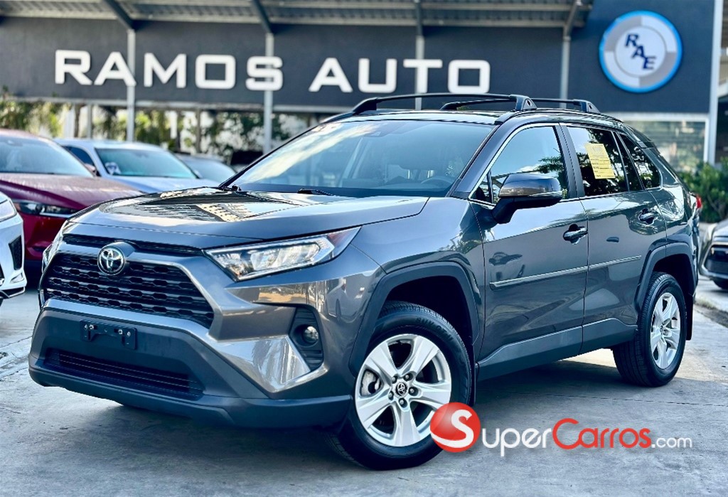 2021 Toyota RAV4 XLE