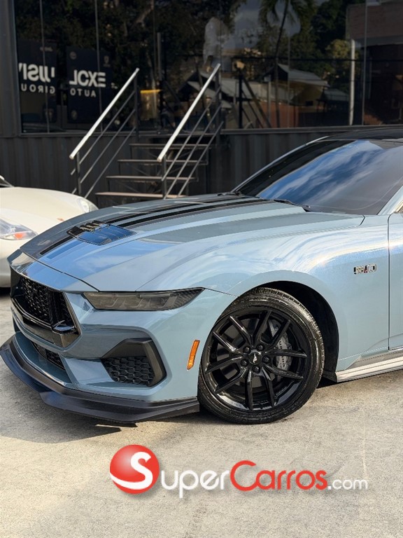 2024 Ford Mustang GT PREMIUM — foto 2 / 7