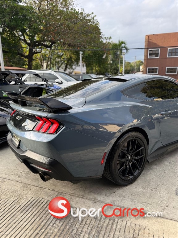 2024 Ford Mustang GT PREMIUM — foto 4 / 7