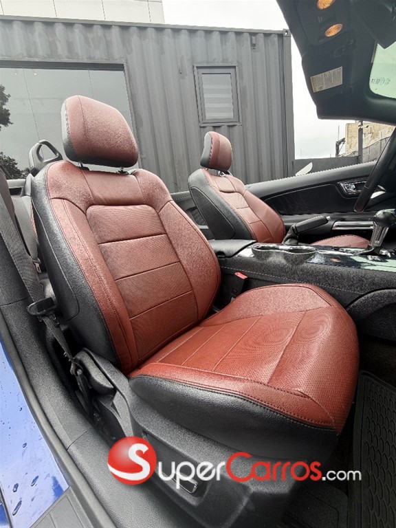 2016 Ford Mustang Ecoboost Premium — foto 6 / 9