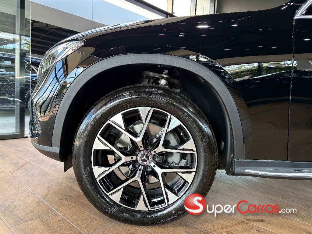 2026 Mercedes-Benz Clase GLC 200 — foto 3 / 9