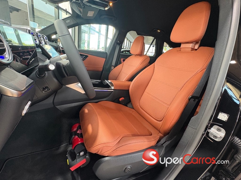 2026 Mercedes-Benz Clase GLC 200 — foto 4 / 9