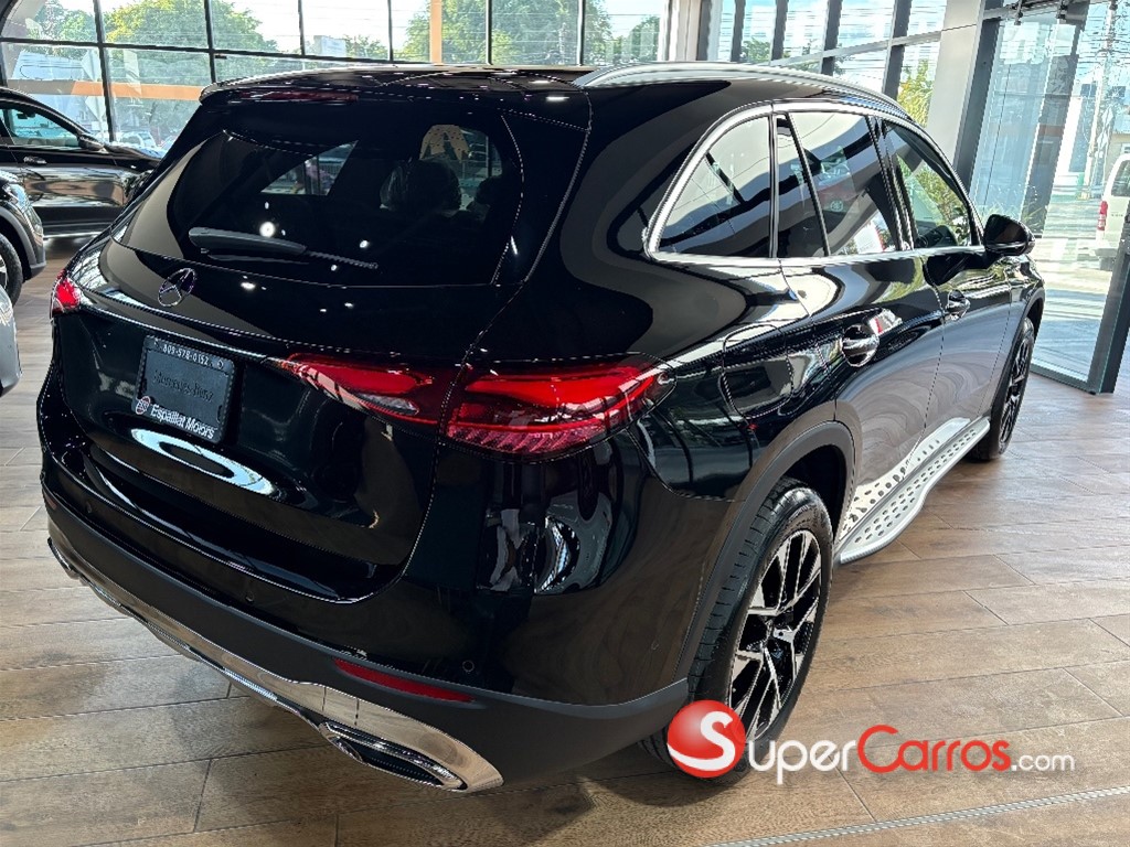 2026 Mercedes-Benz Clase GLC 200 — foto 6 / 9