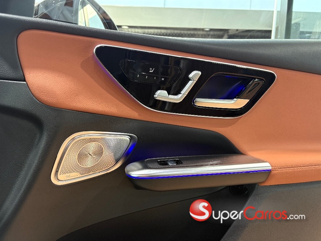 2026 Mercedes-Benz Clase GLC 200 — foto 8 / 9