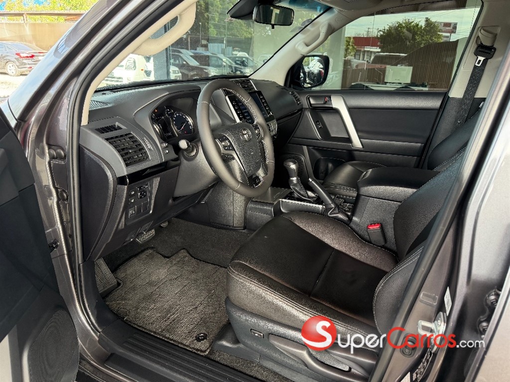 2021 Toyota Land Cruiser Prado TXL — foto 7 / 8