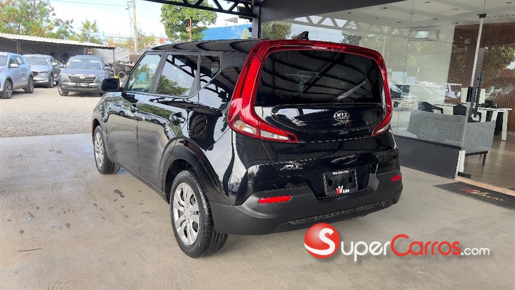 2020 Kia Soul LX — foto 4 / 10