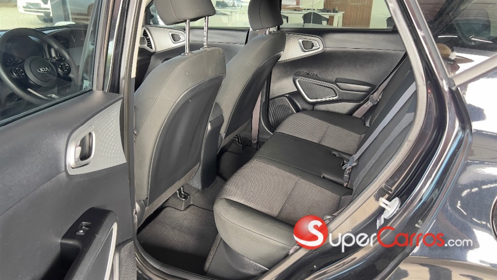 2020 Kia Soul LX — foto 6 / 10