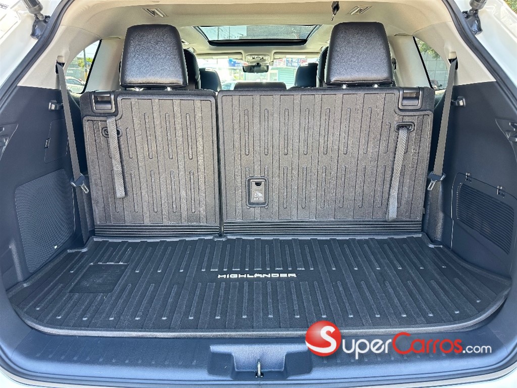 2021 Toyota Highlander Platinum — foto 11 / 12