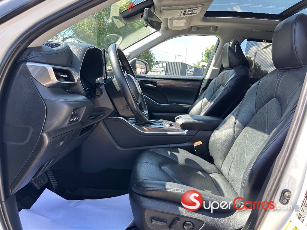 2021 Toyota Highlander Platinum — foto 12 / 12