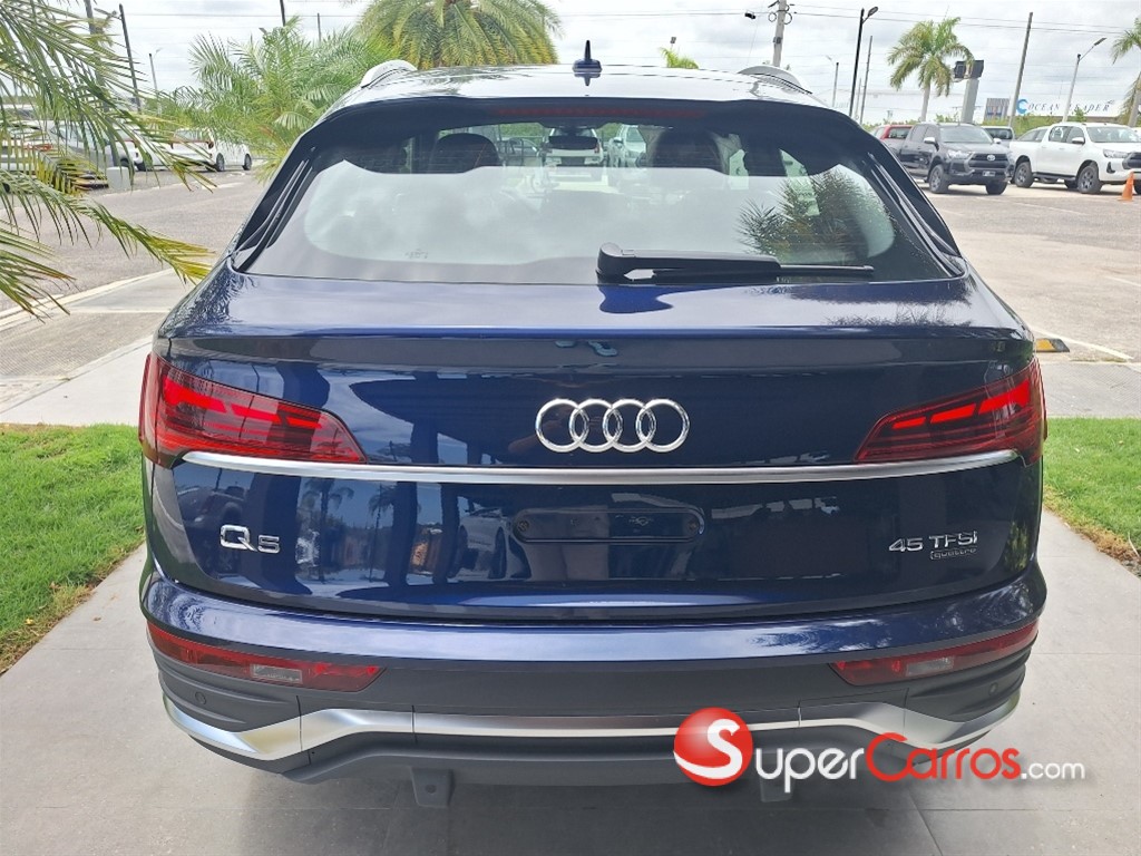 2025 Audi Q5 S-Line Sportback — foto 2 / 6