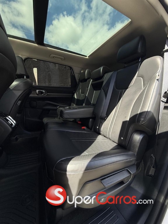 2024 Kia Sorento S — foto 10 / 12