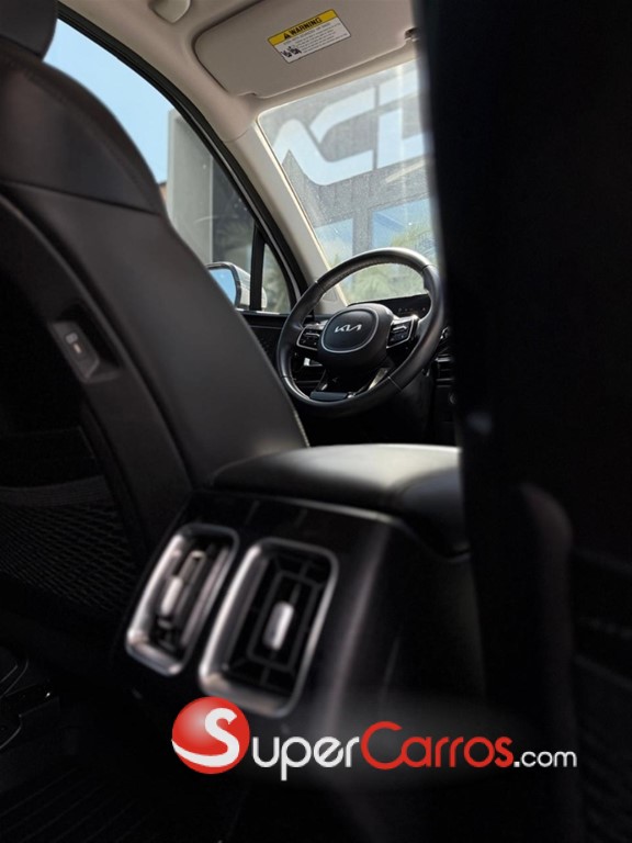 2024 Kia Sorento S — foto 12 / 12