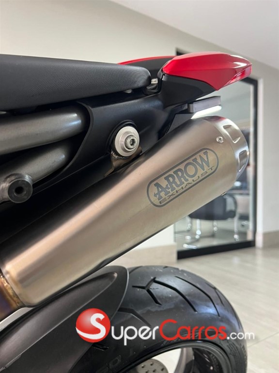 2019 Ducati Hypermotard — foto 11 / 12