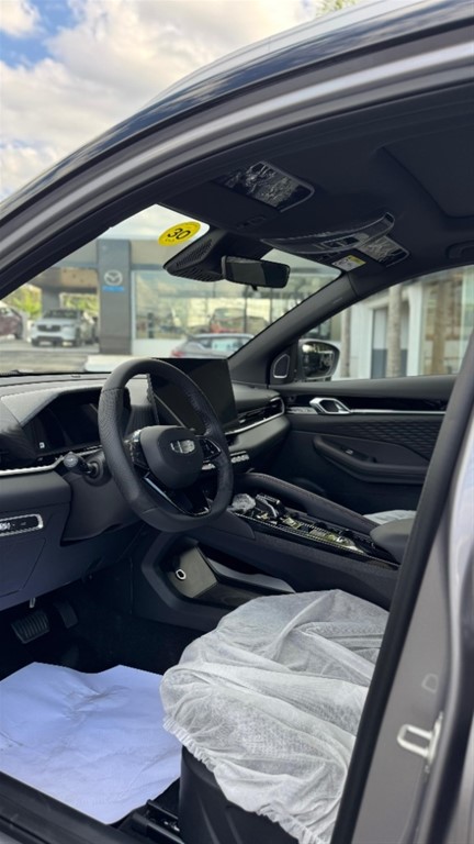 2027 Geely COOLRAY — foto 9 / 9