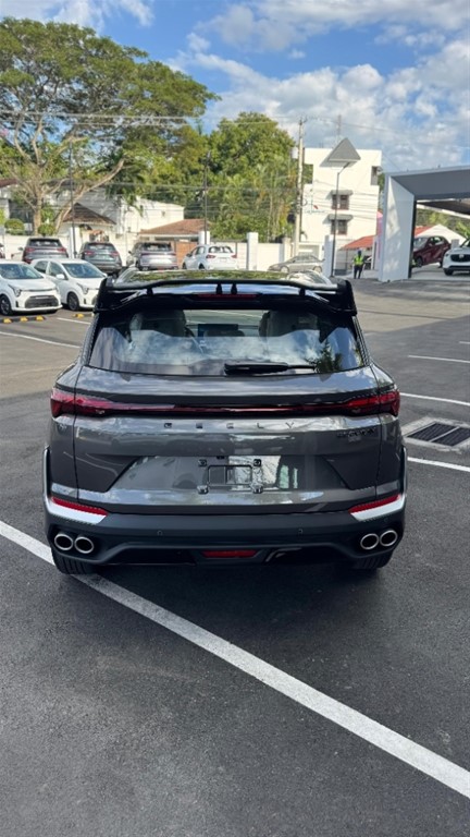 2027 Geely COOLRAY — foto 7 / 9
