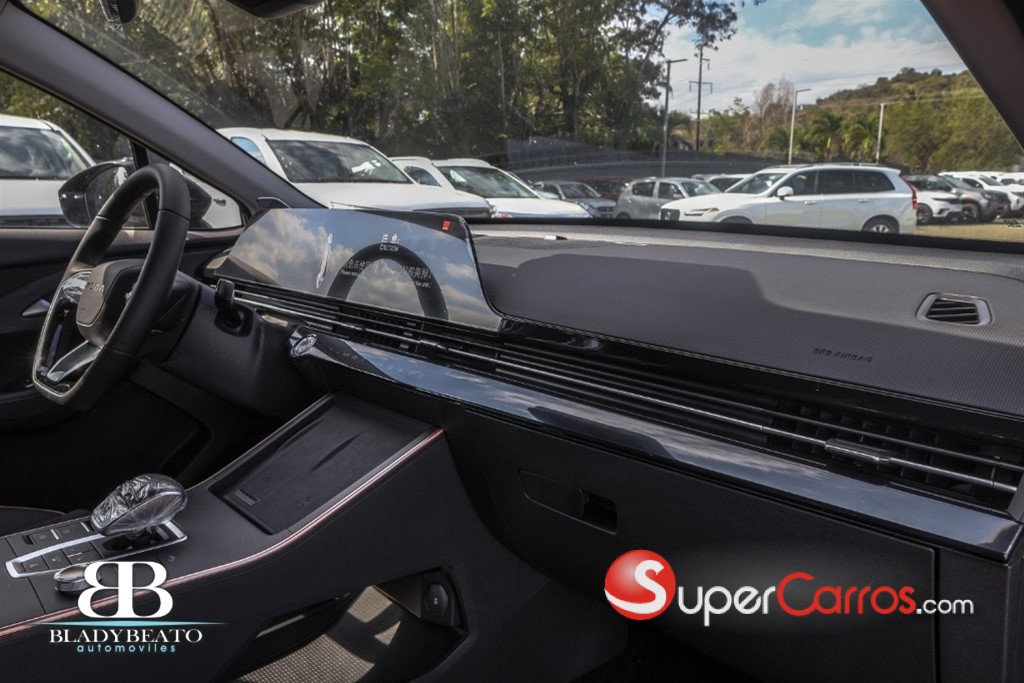 2026 OMODA C5 Luxury — foto 6 / 12